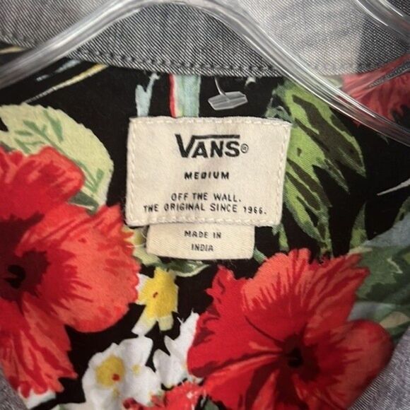 Men's Vans Button Down Gray Hawaiian Pocket Short Sleeve Shirt sz MD - Picture 3 of 5